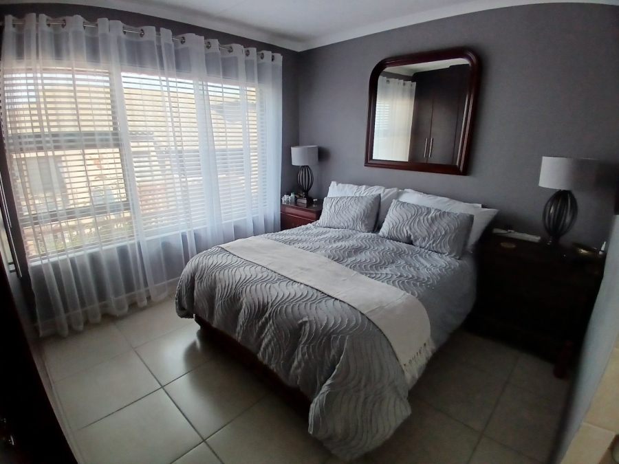3 Bedroom Property for Sale in Seemeeu Park Western Cape